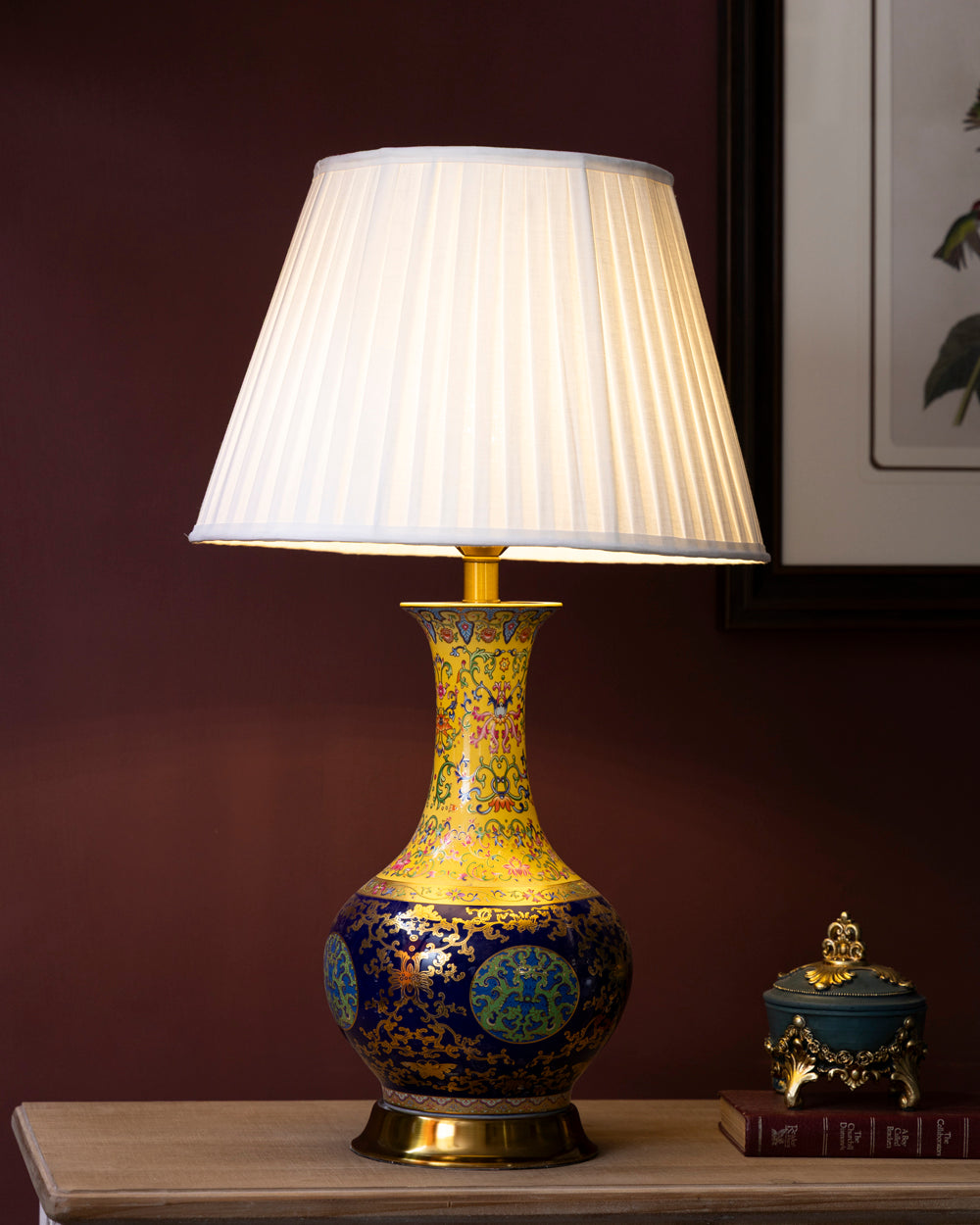 Royal Peacock Garden Table Lamp