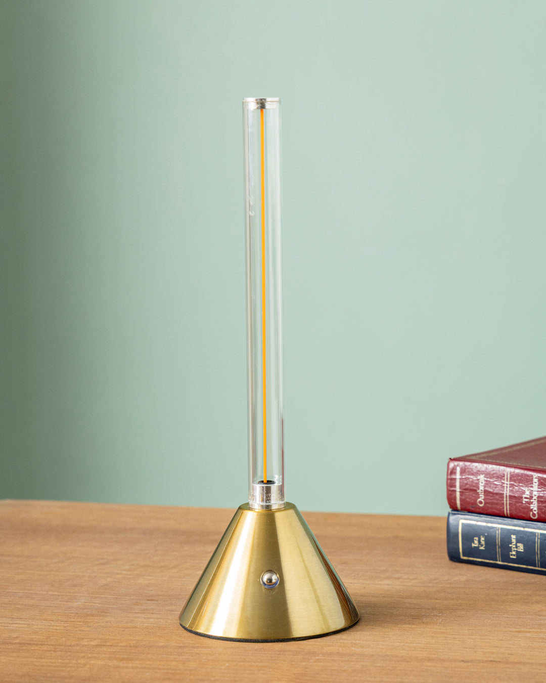 Linear Glow Desk Lamp - Golden 