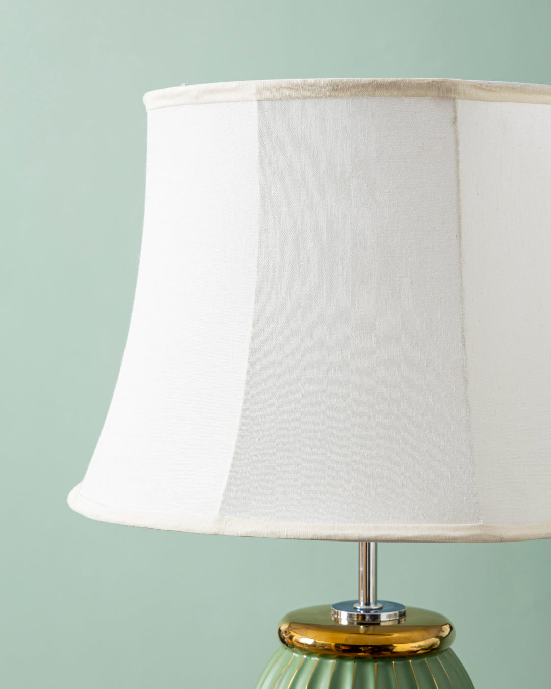 Regal Flute Table Lamp - Green 