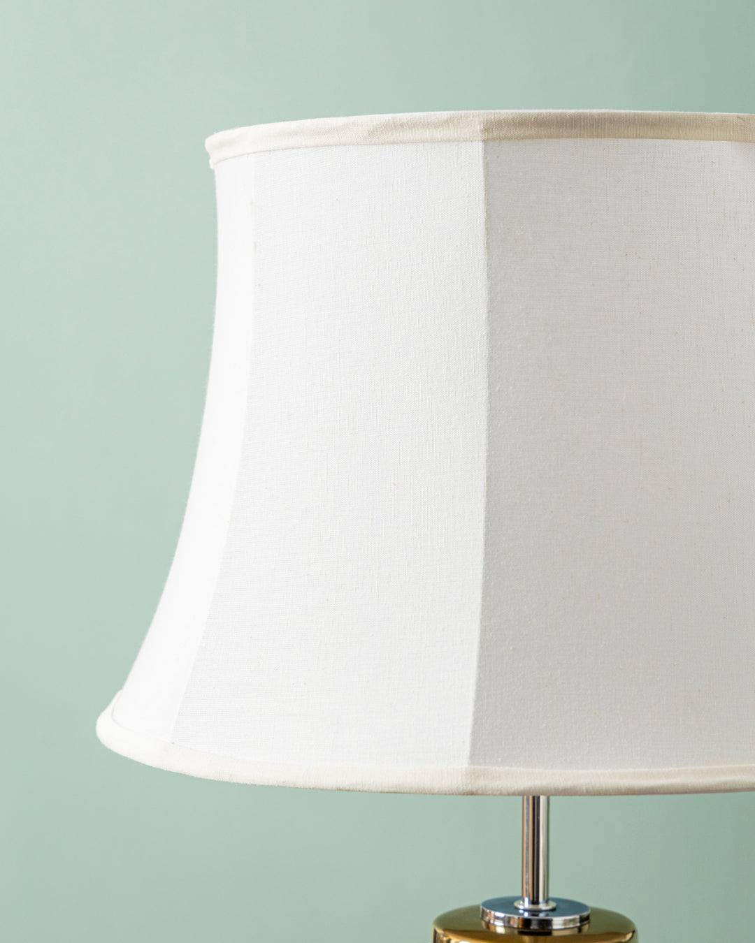 Atlas Column Table Lamp - White 