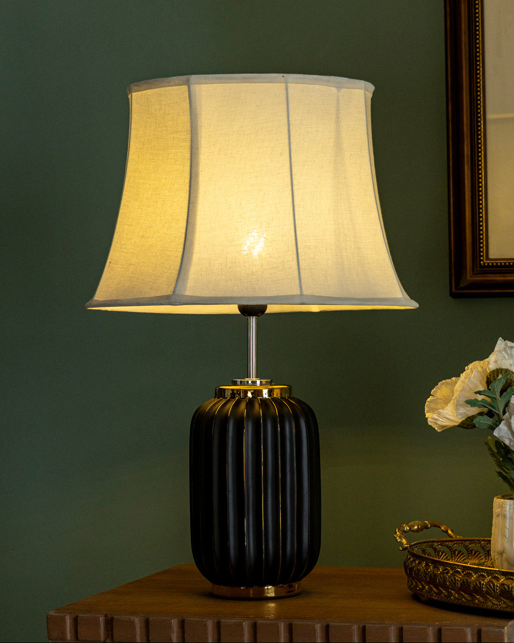 Atlas Column Table Lamp - Black 