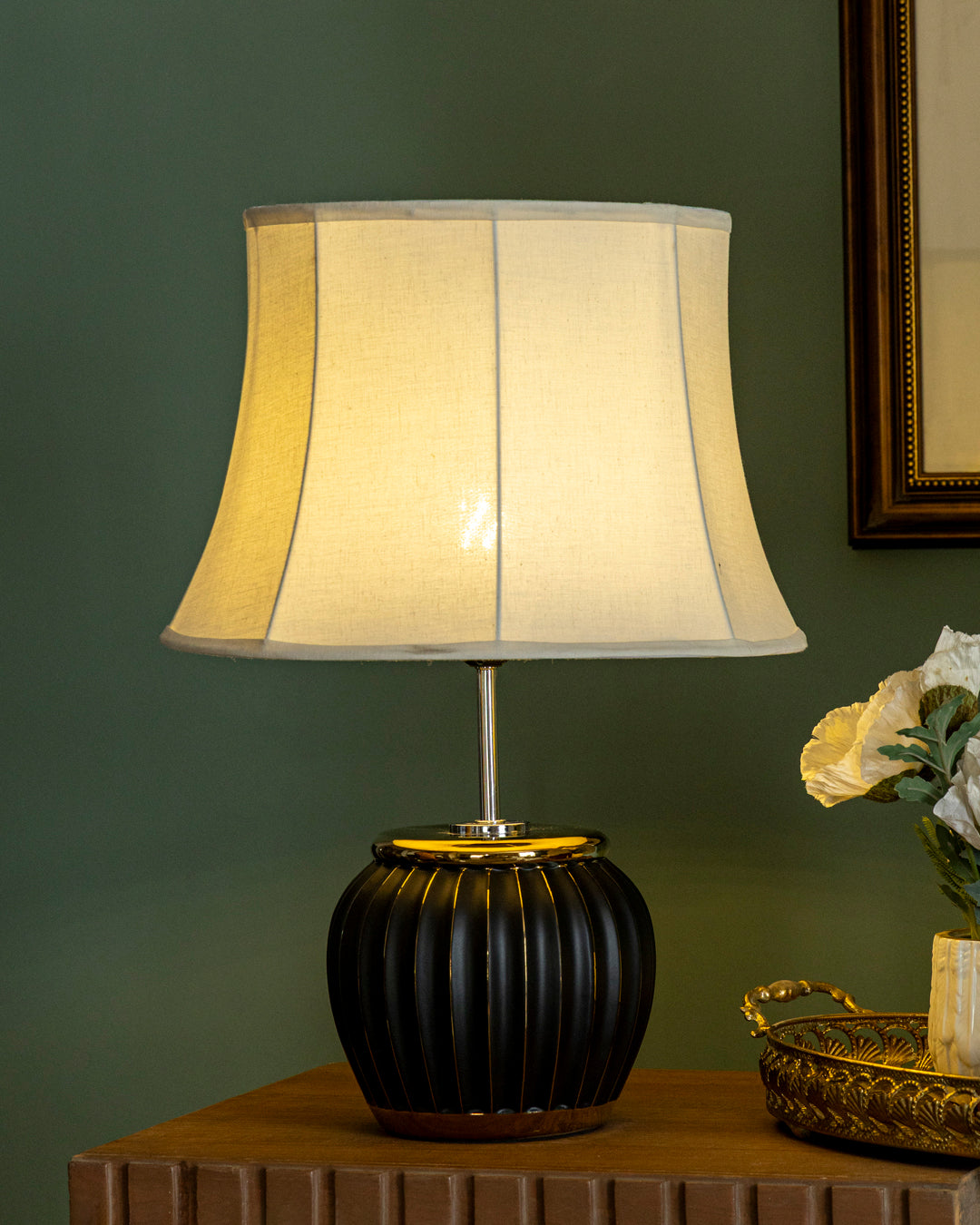 Orin Ridge Ceramic Table Lamp - Black 