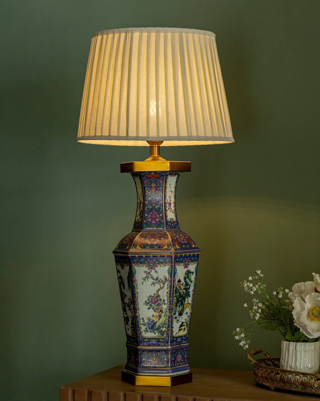 Imperial Floral Table Lamp