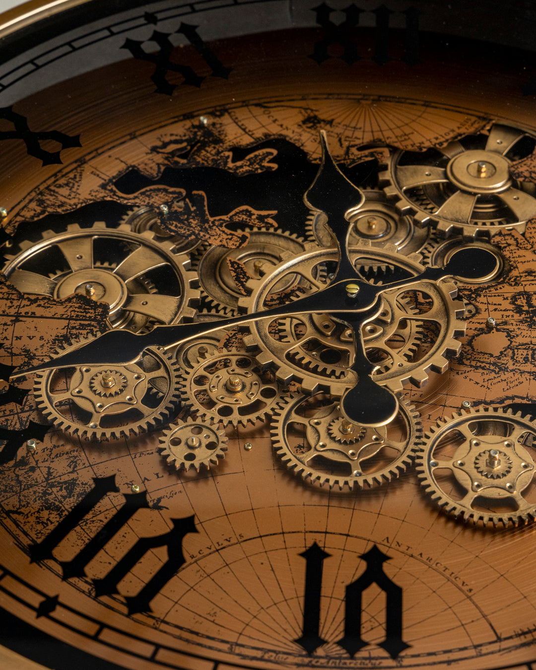 Gearform Clock Top Center Table 