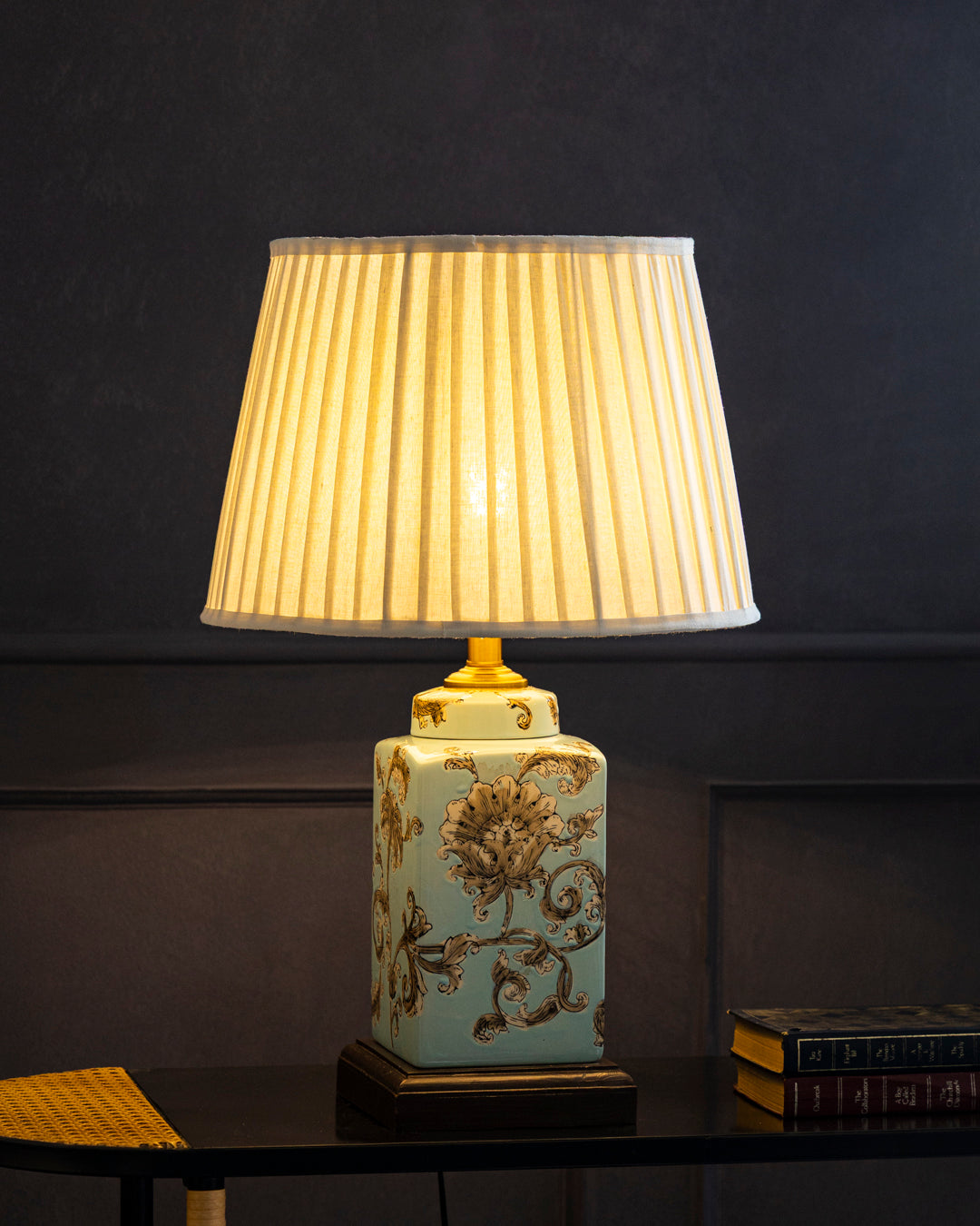 Vintage Floral Ceramic Table Lamp 