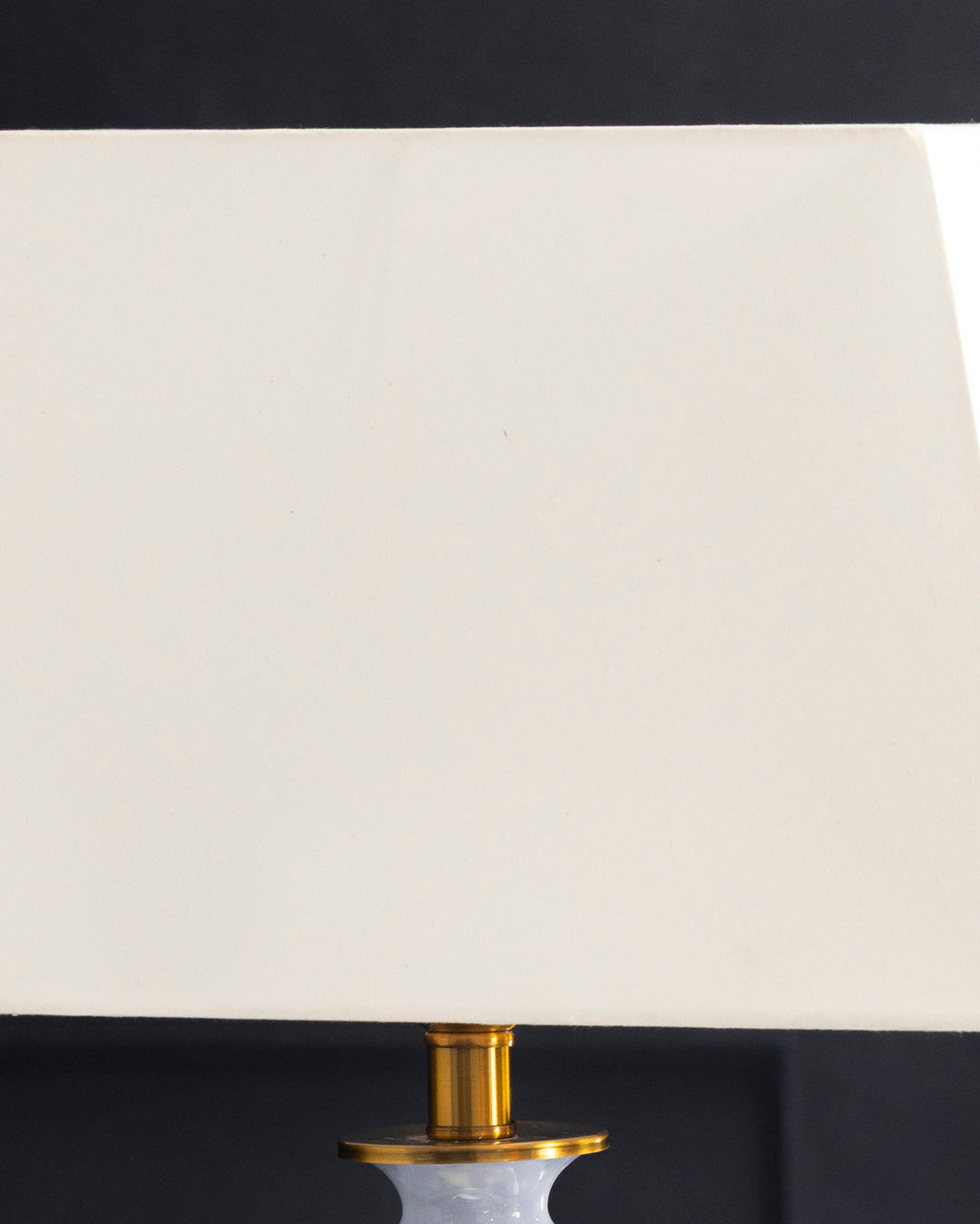 Artistic Floral Ceramic Table Lamp 