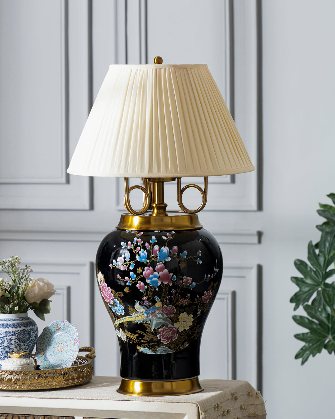 Black Orchid Royale Table Lamp 