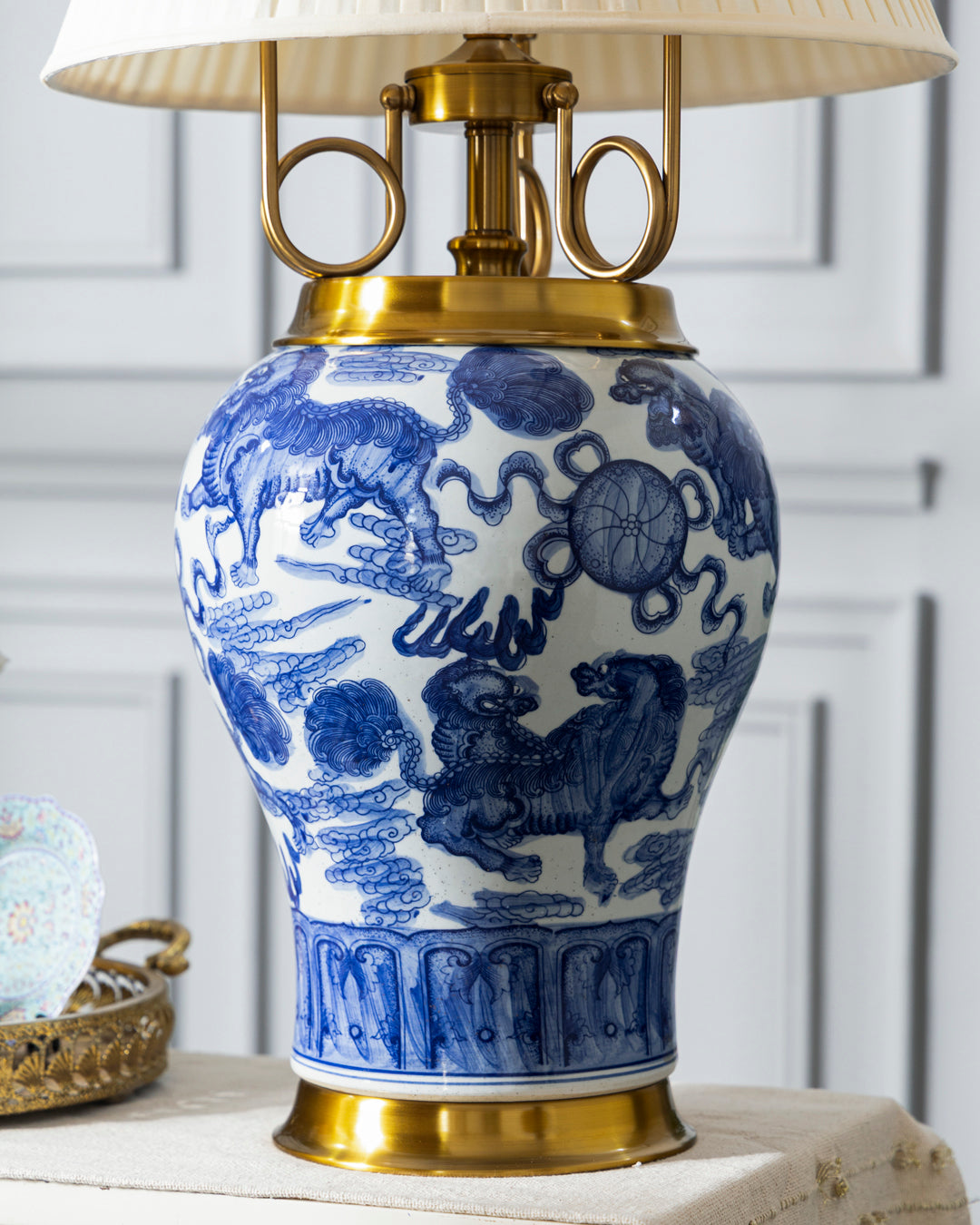 Dragon Cloud Heritage Table Lamp 