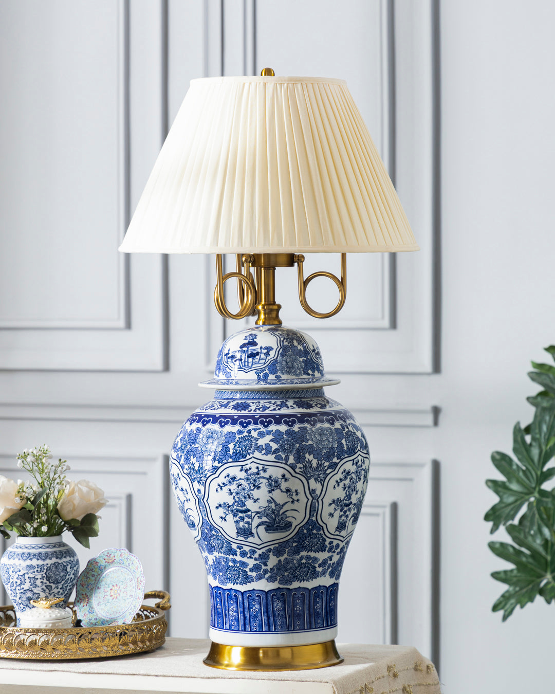 Ming Blossom Blue & White Table Lamp 