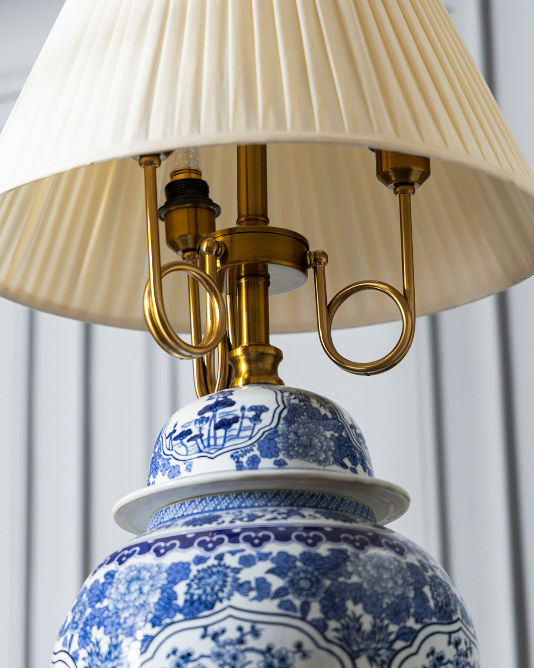 Ming Blossom Blue & White Table Lamp 