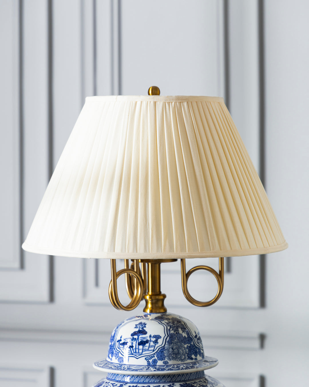 Ming Blossom Blue & White Table Lamp 