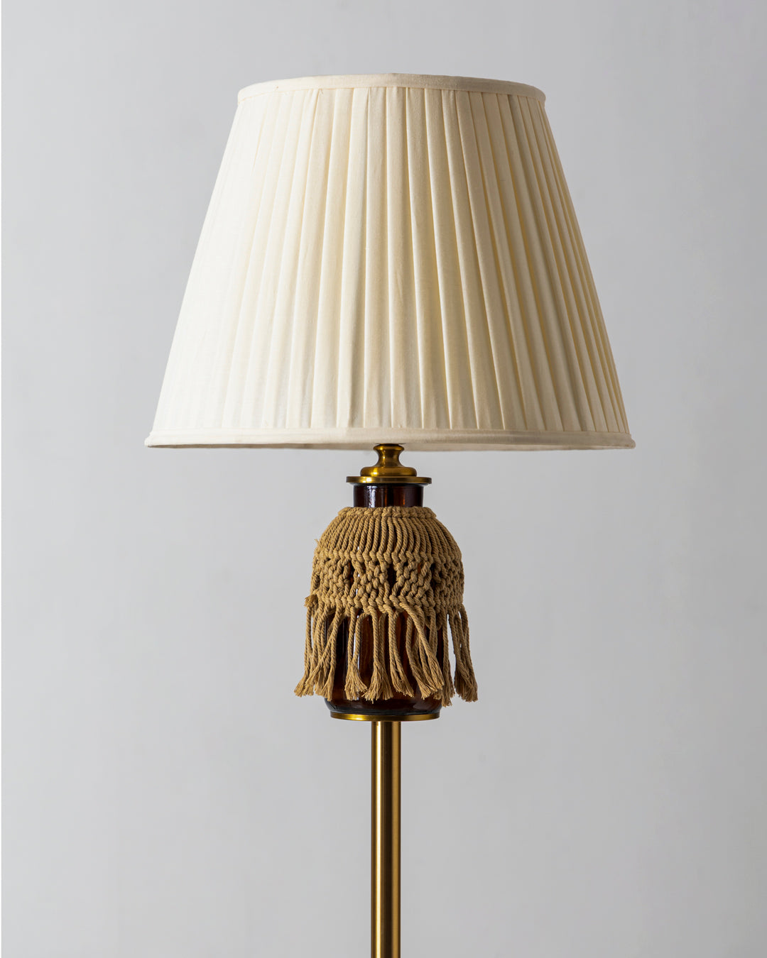 'Elegant Knots' Macrame Floor Lamp 