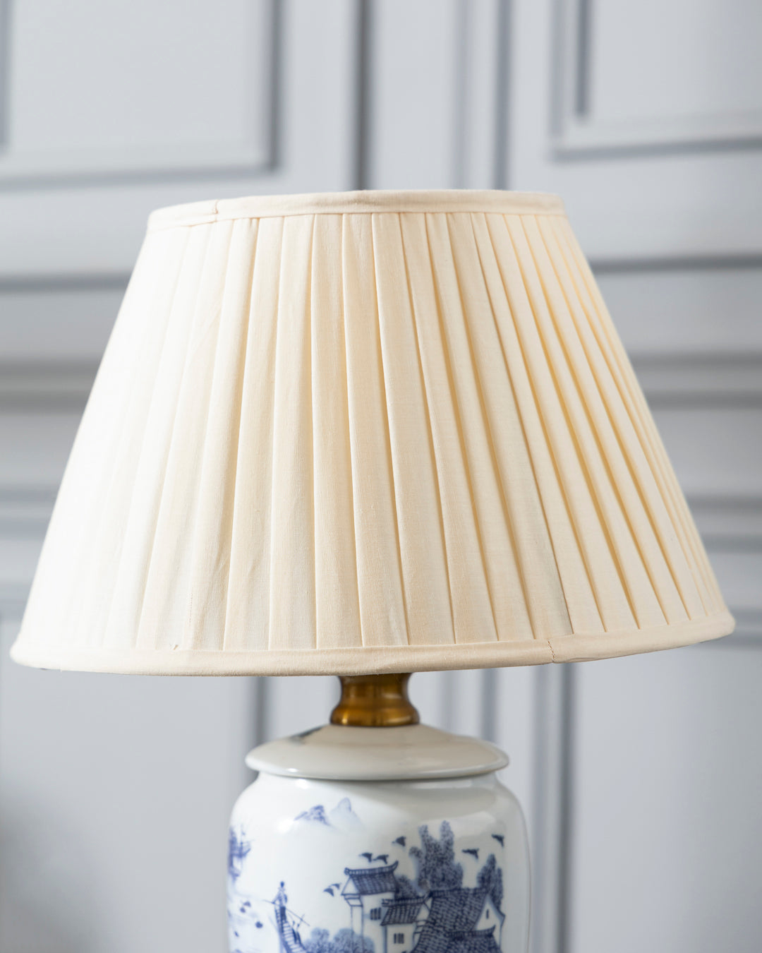 Blue Heritage Cottage Table Lamp 