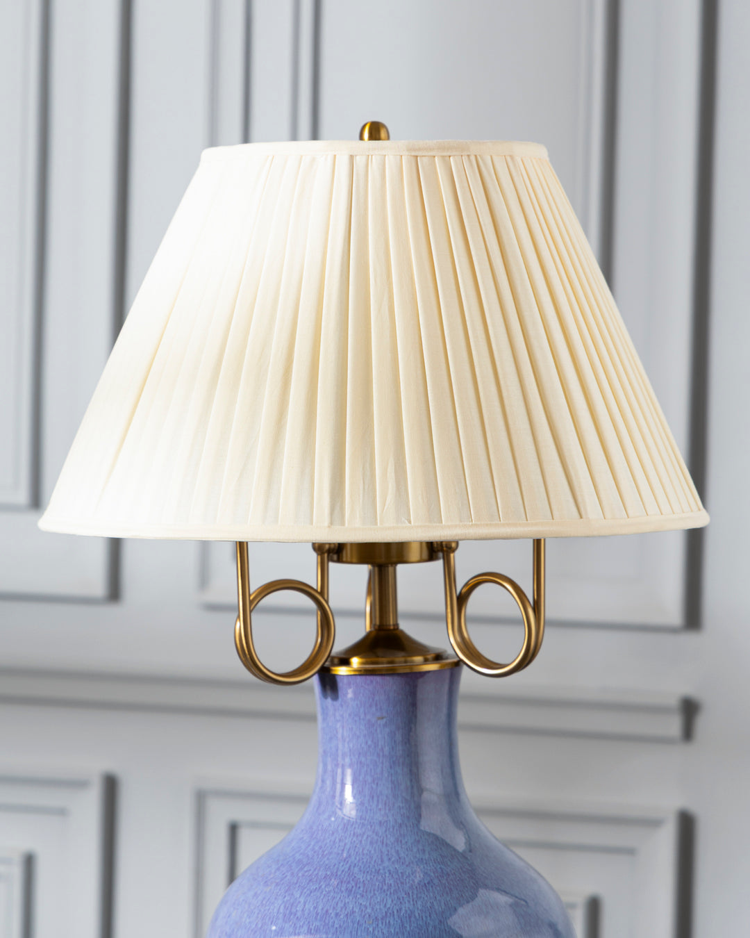 Ocean Mist Luxury Table Lamp 