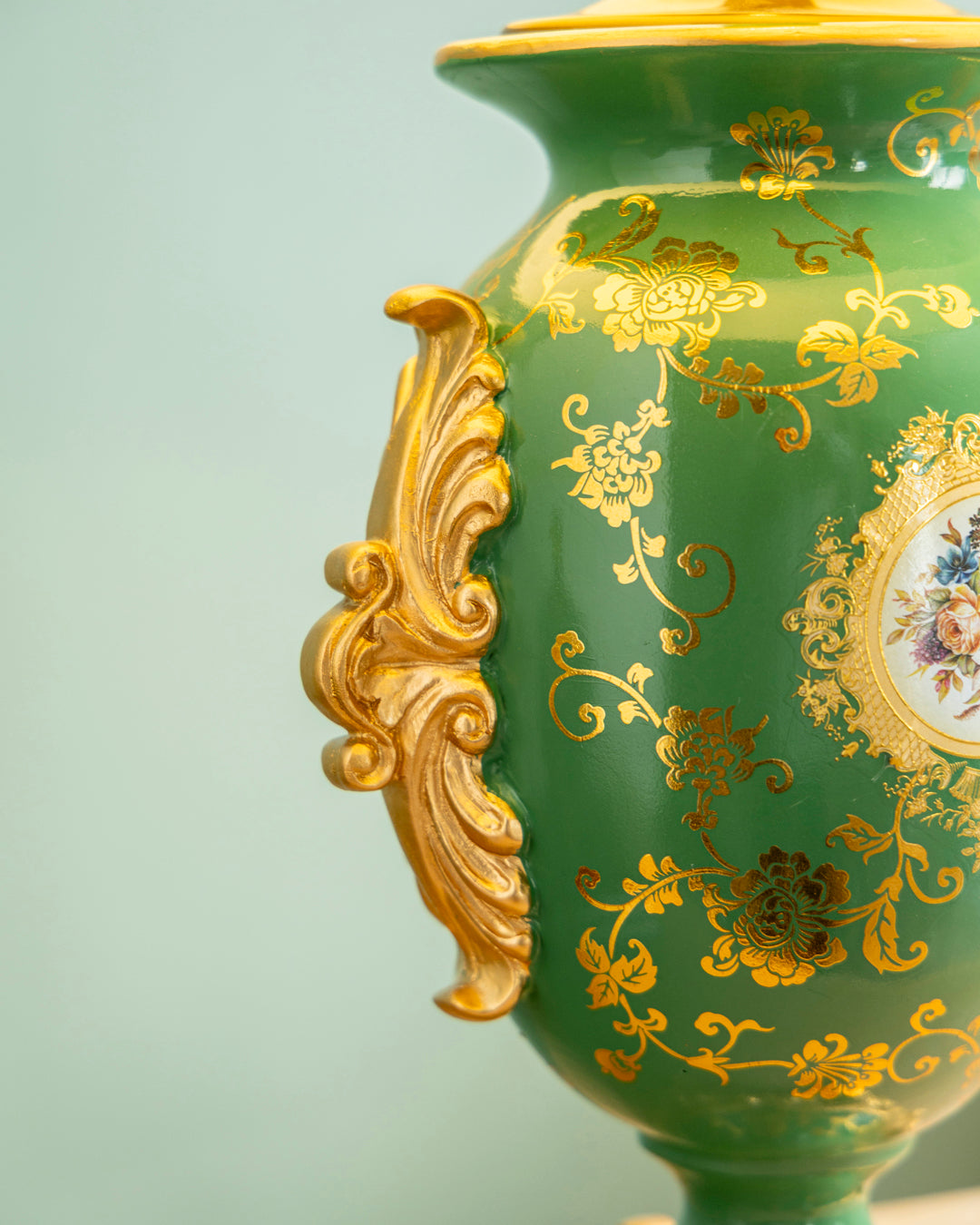 Emerald Heritage Classic Table Lamp 