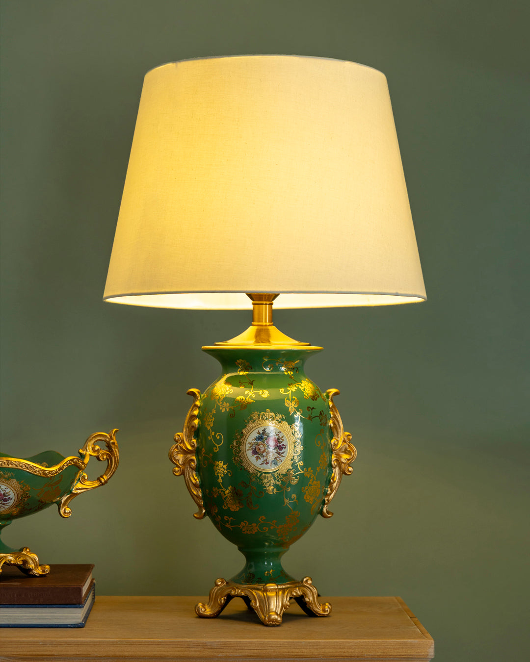 Emerald Heritage Classic Table Lamp 