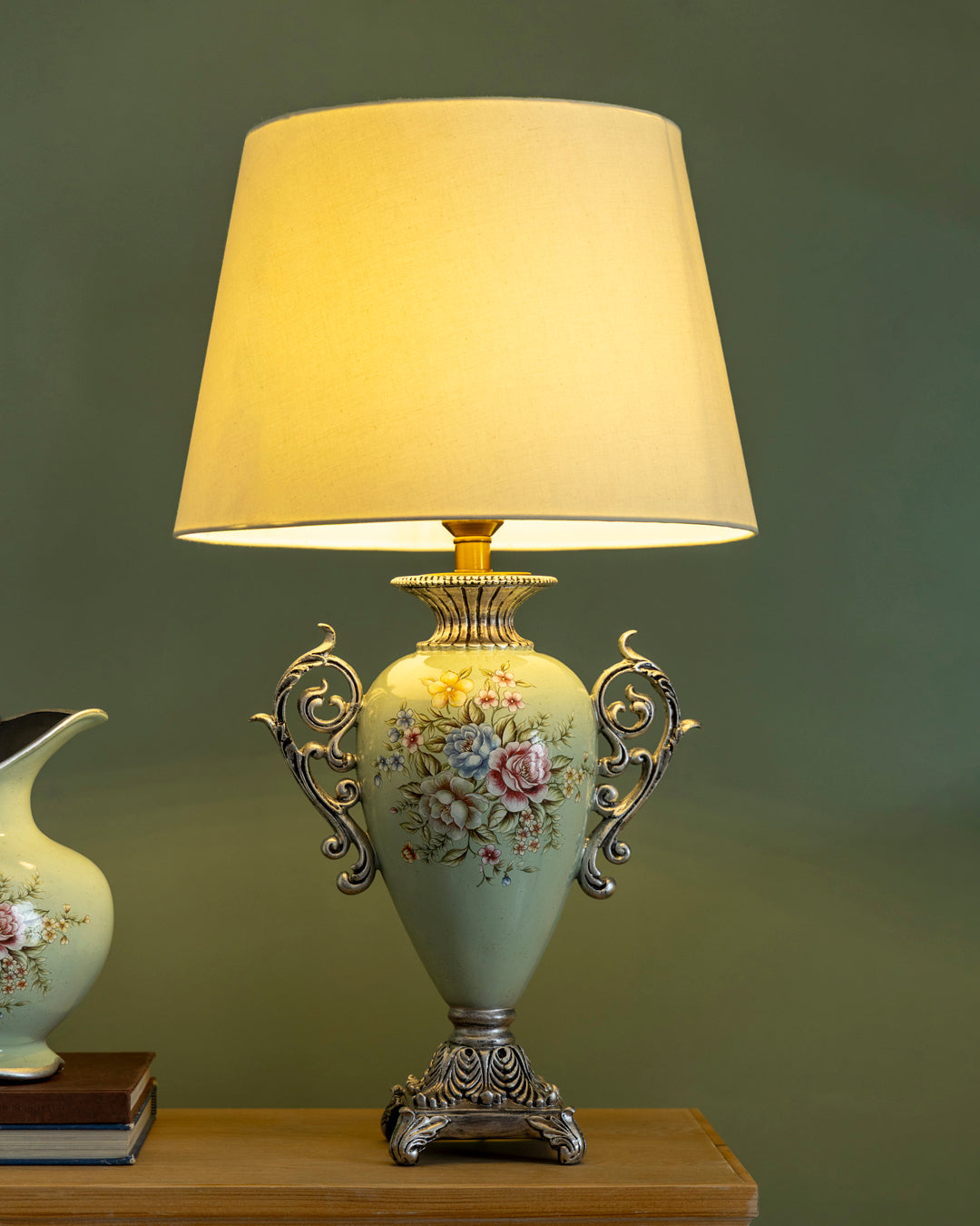 Pastel Bloom Elegance Table Lamp 