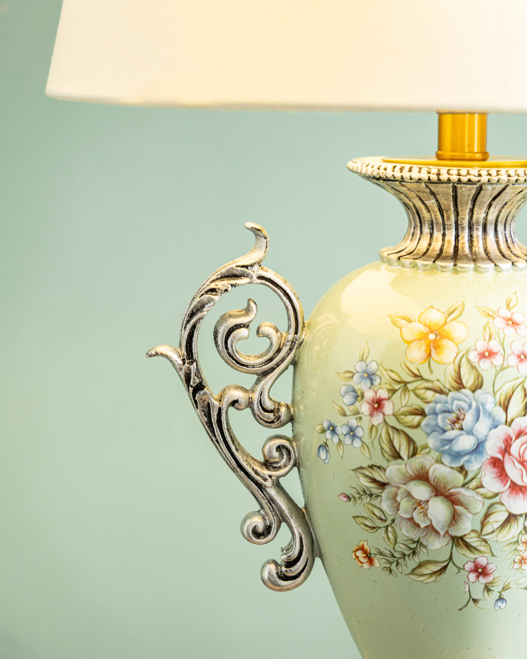 Pastel Bloom Elegance Table Lamp 