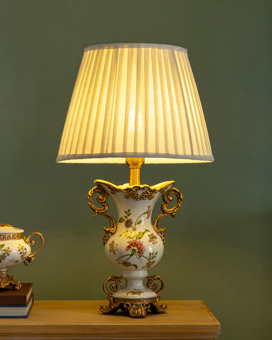Ivory Blossom Ornate Table Lamp 