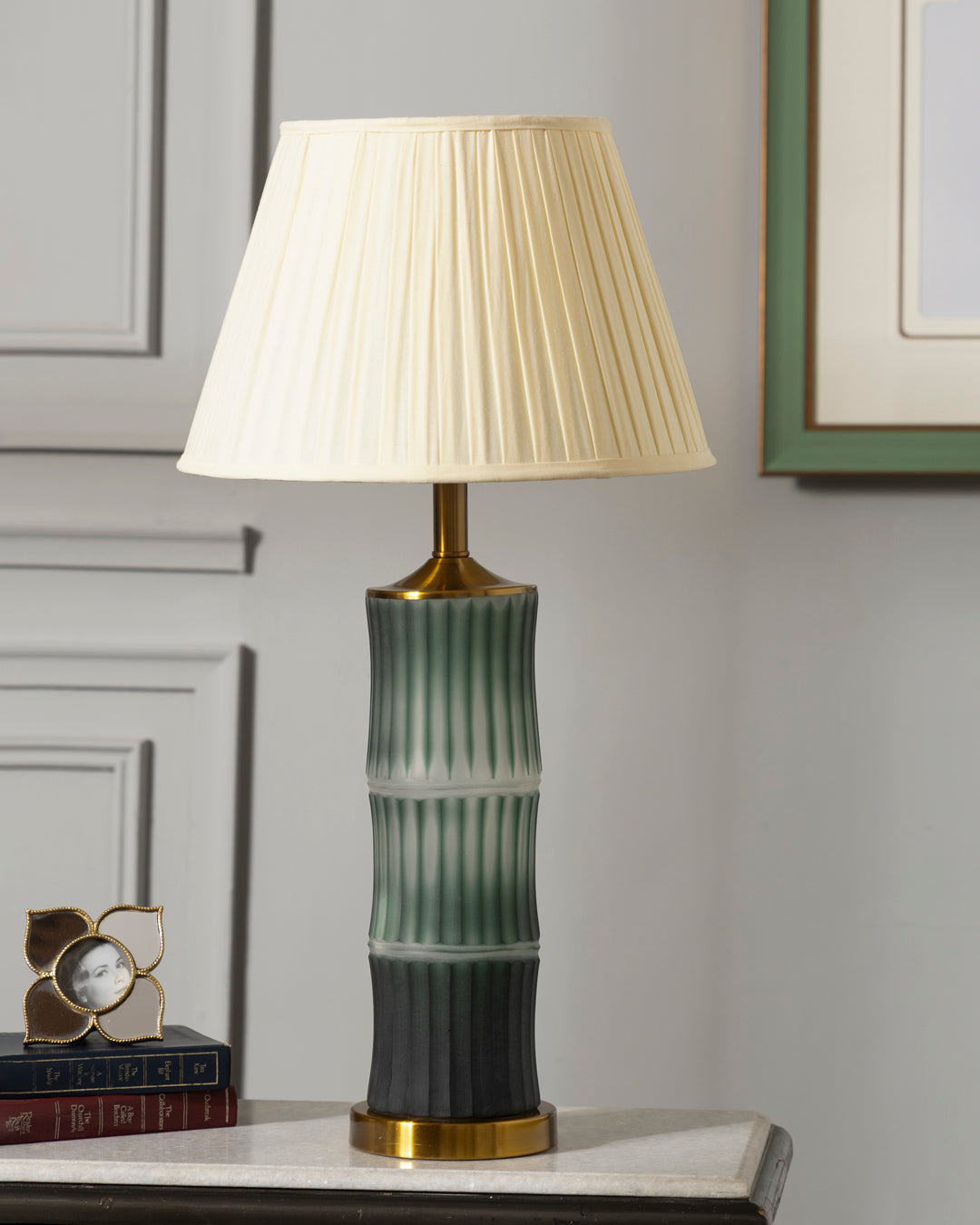 Emerald Gradient Table Lamp 