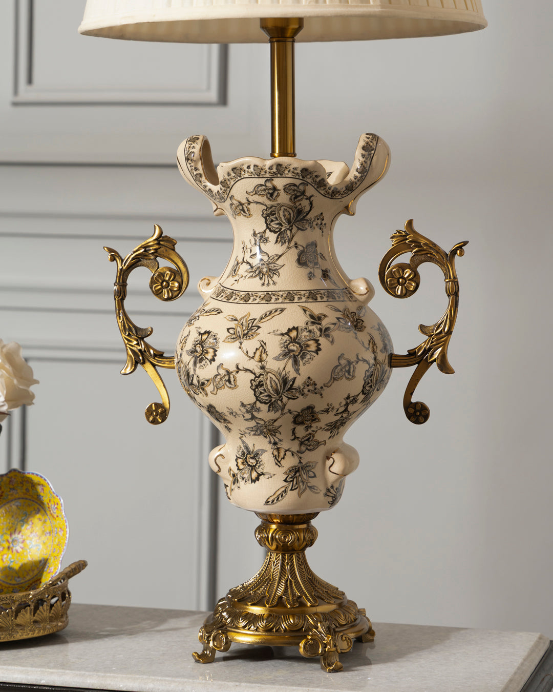 Royal Baroque Bloom Table Lamp 