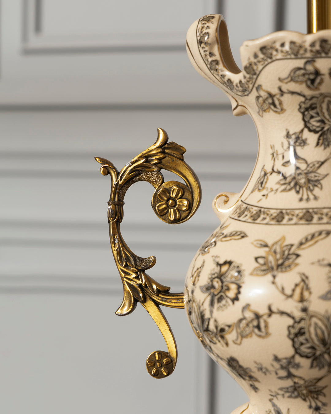 Royal Baroque Bloom Table Lamp 
