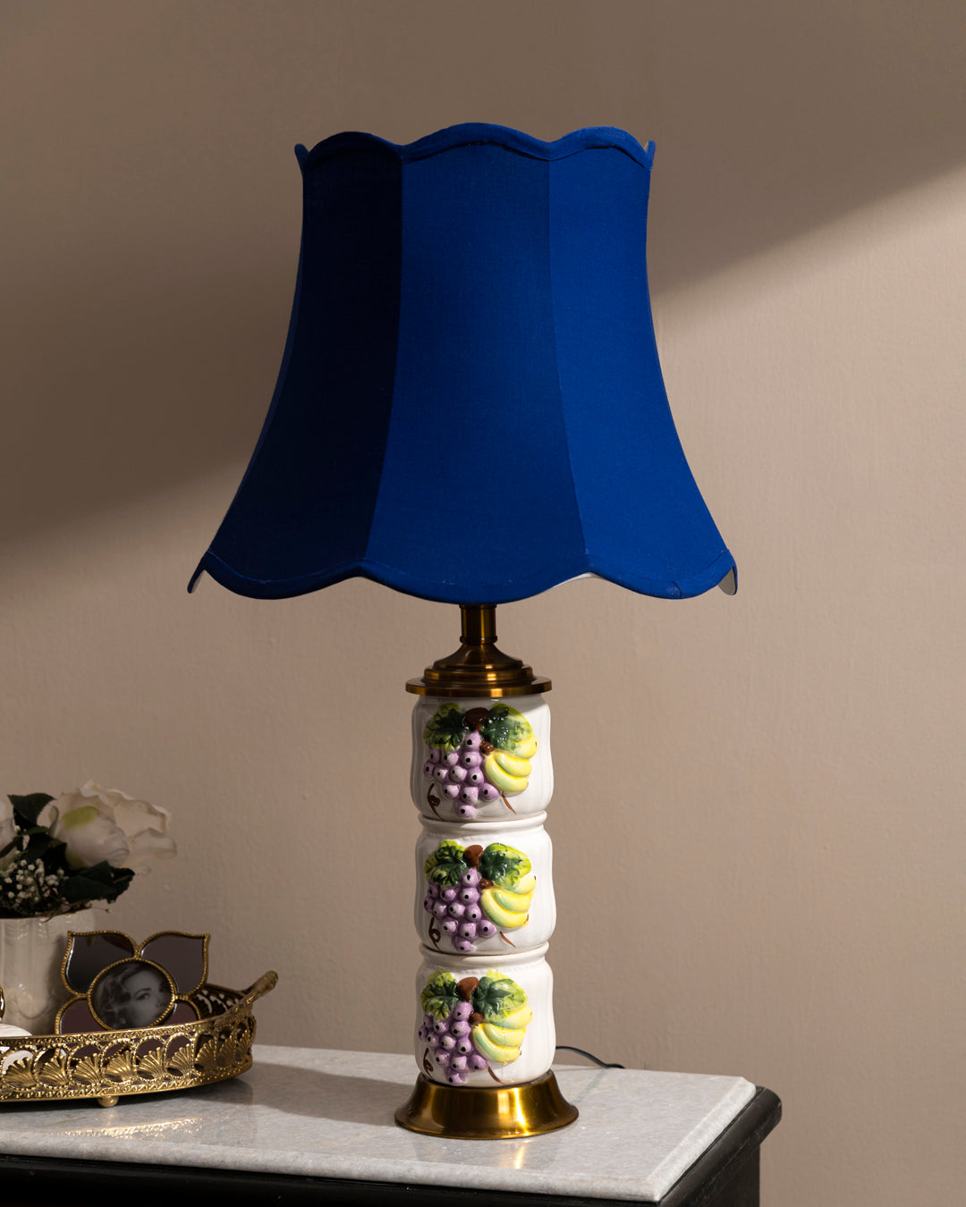 Graceful Grapes Condiment Table Lamp 