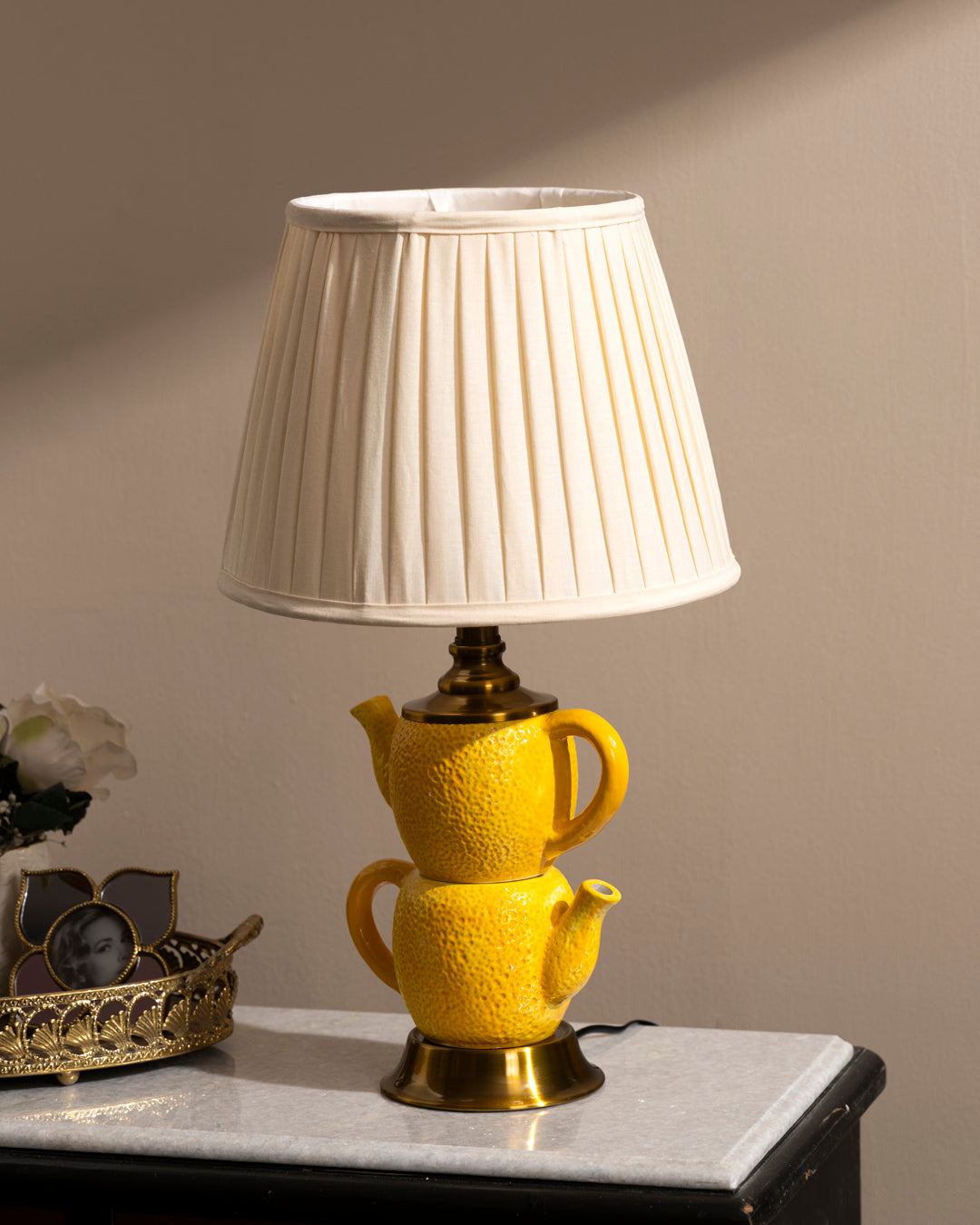 Lemon Citrus Teapot Table Lamp 