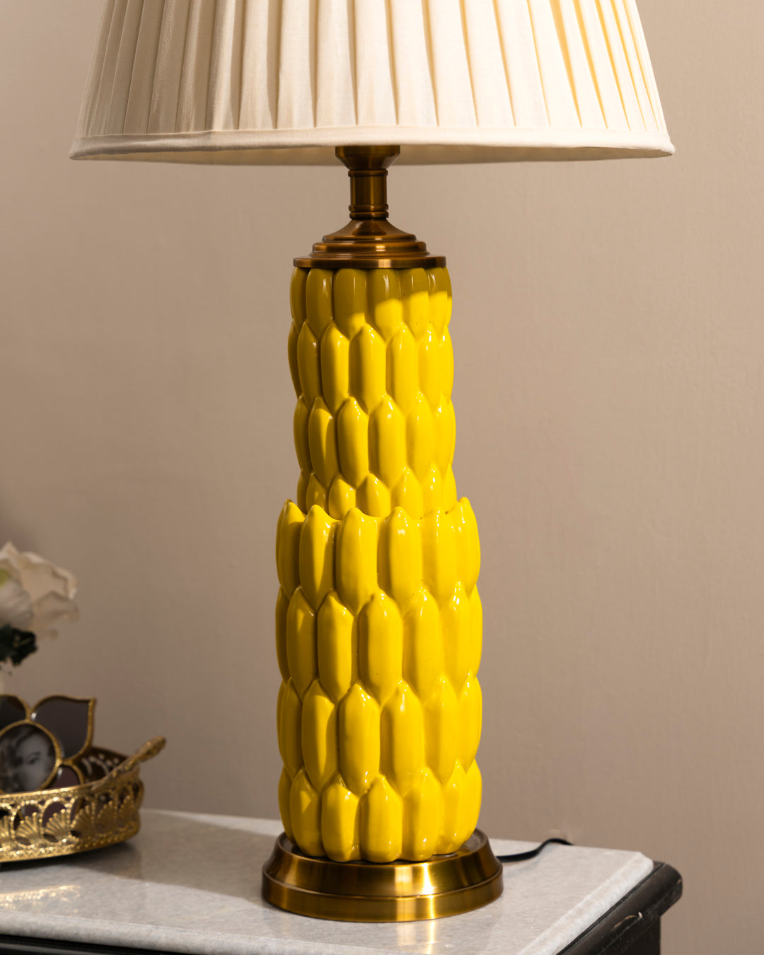 Banana Bunch Ceramic Table Lamp 