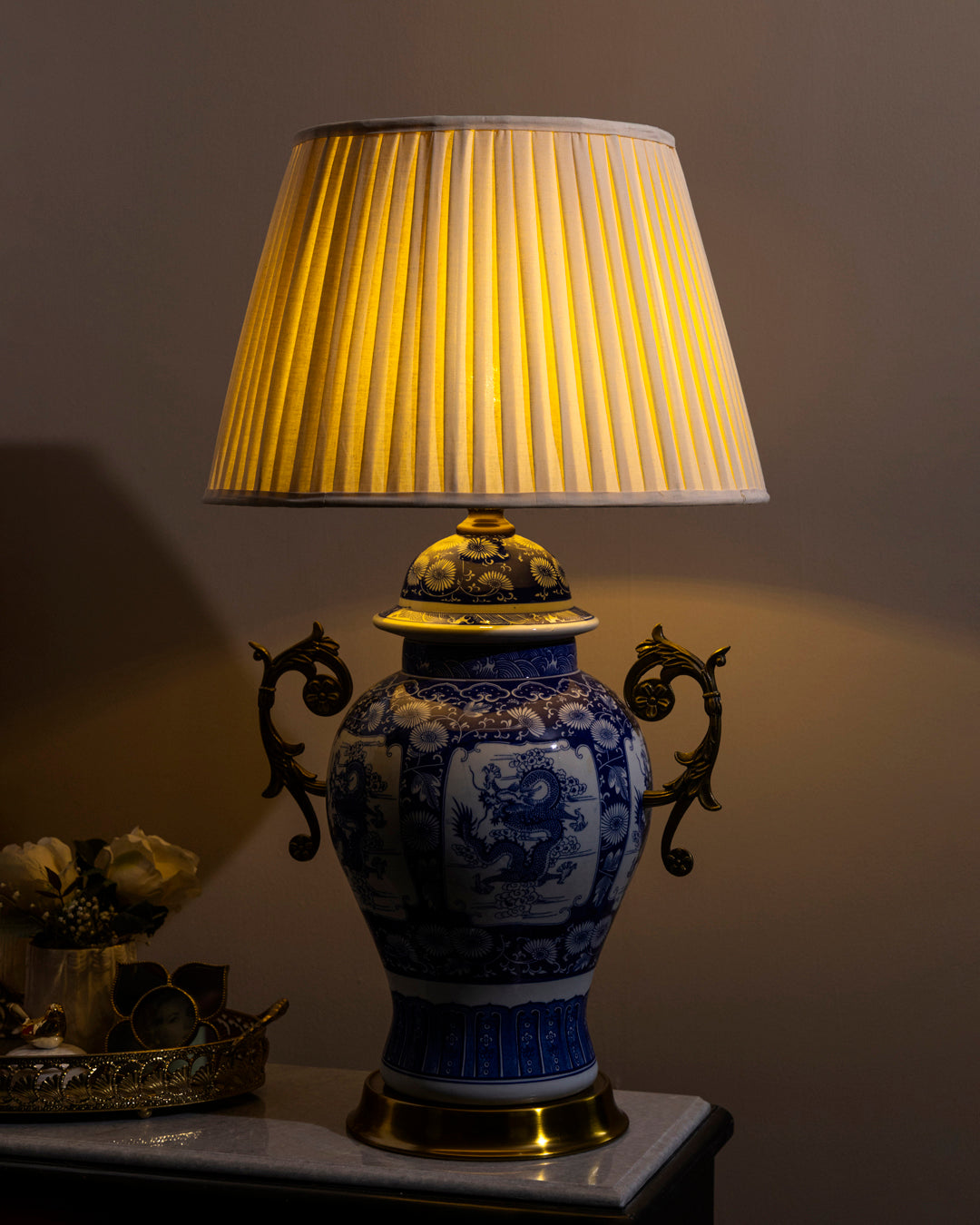 Regal Dragon Emblem Table Lamp 