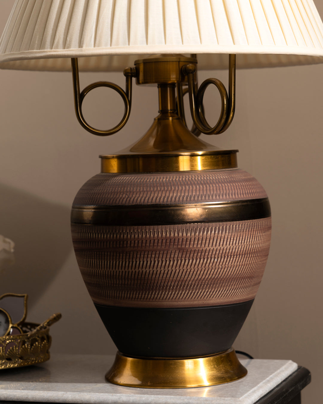 Earthstone Artisan Table Lamp 