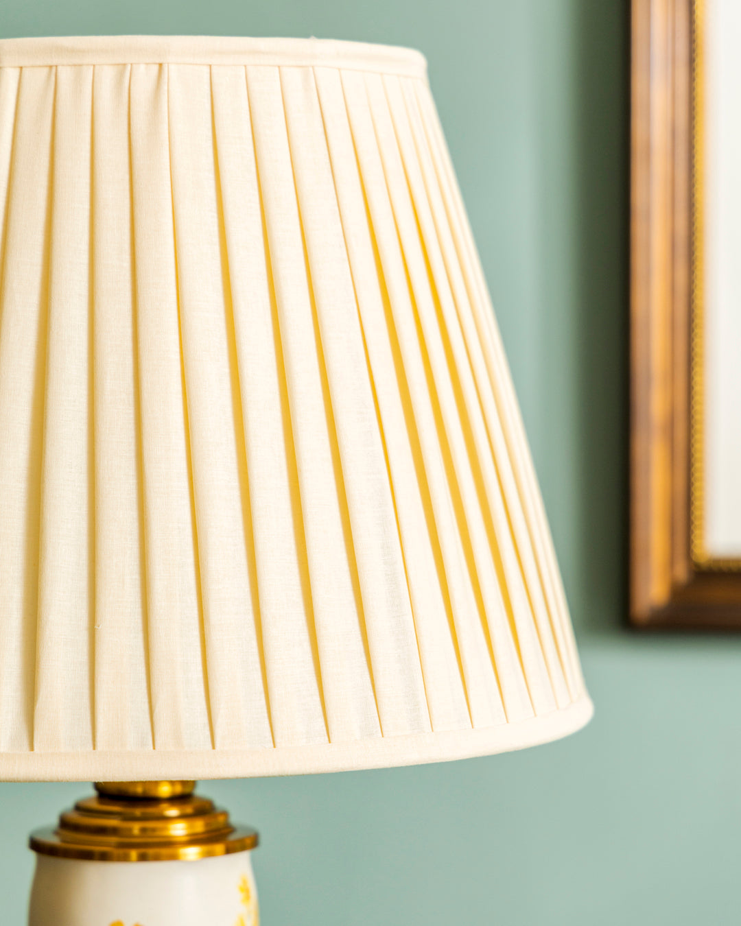 Sunlit Meadow Table Lamp 