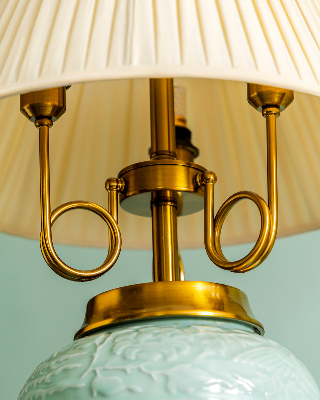 Celadon Imperial Dragon Table Lamp 