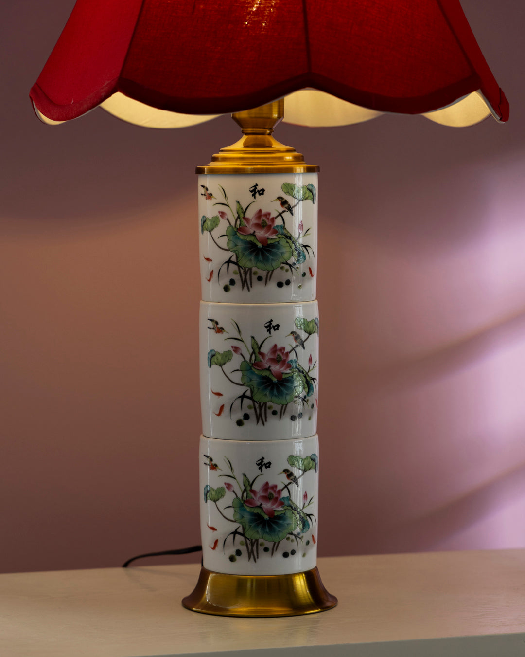 Lotus Harmony Ceramic Table Lamp 