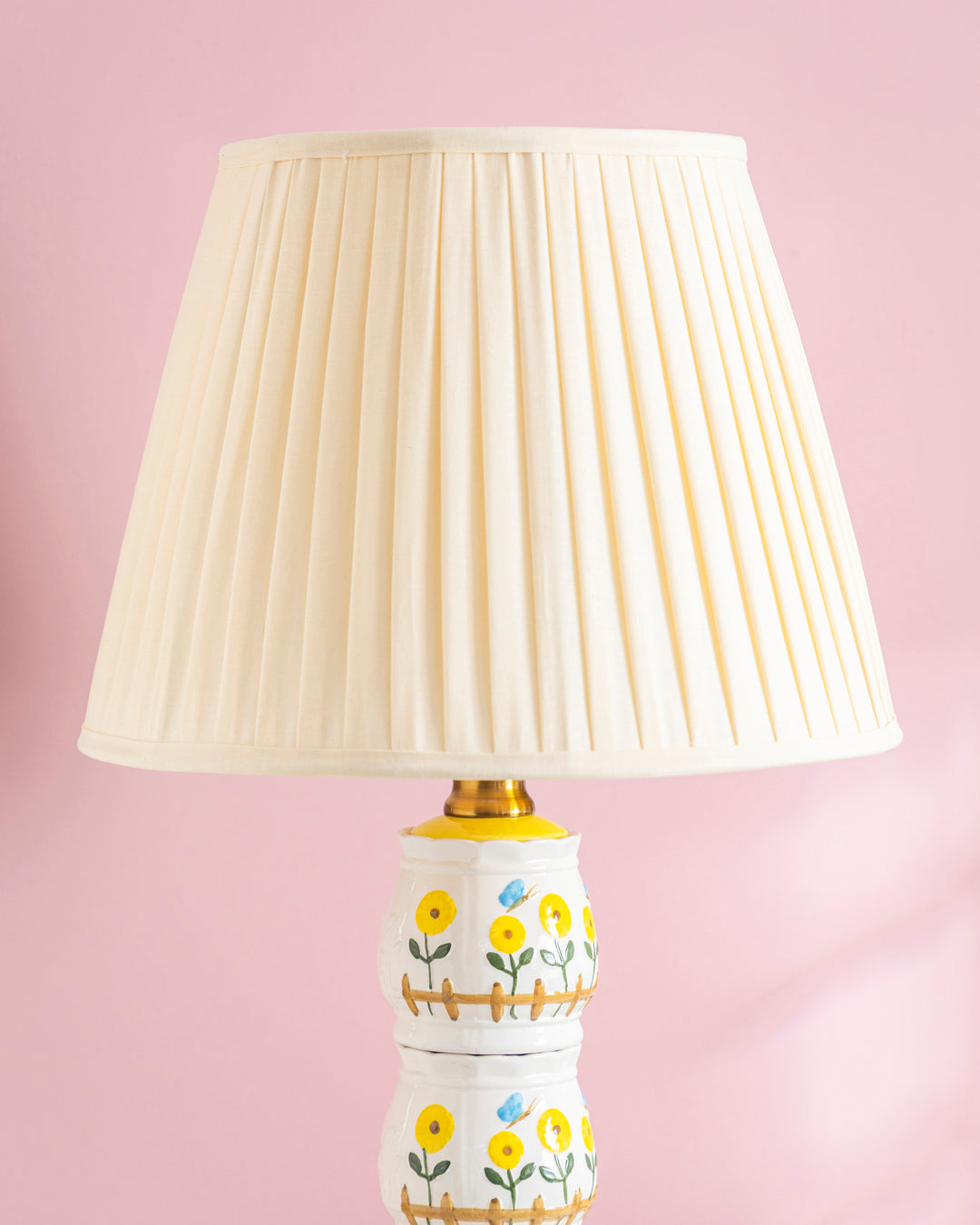 Garden Bloom Ceramic Table Lamp 