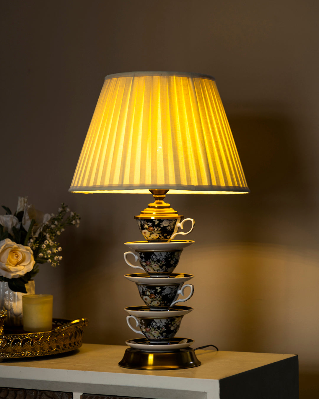 Tea Time Bloom Table Lamp 