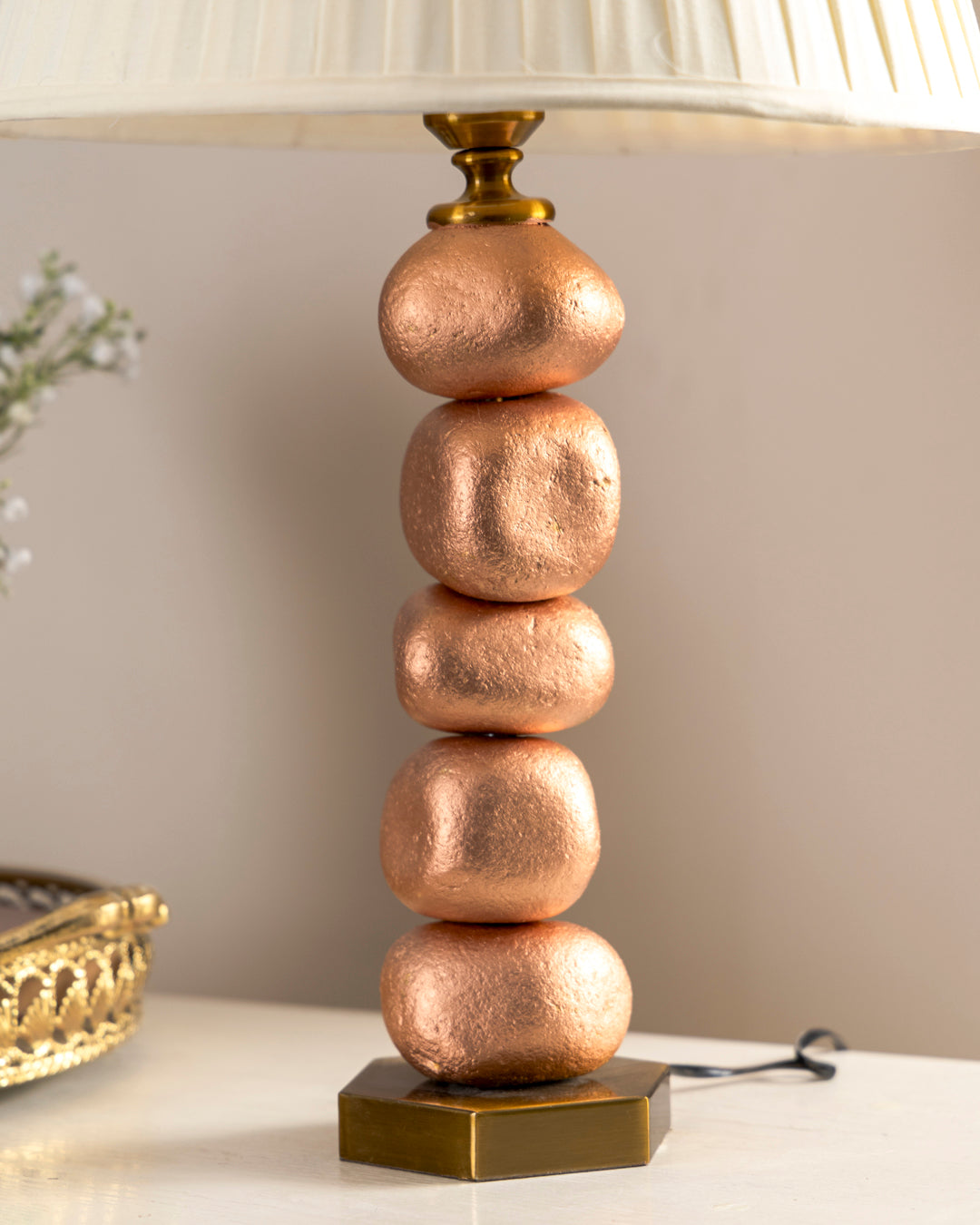 Modern Pebble Column Table Lamp 