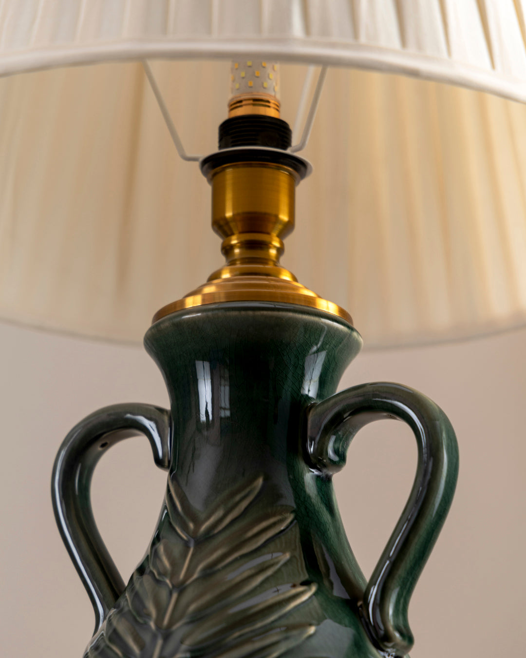 Emerald Leaf Table Lamp 