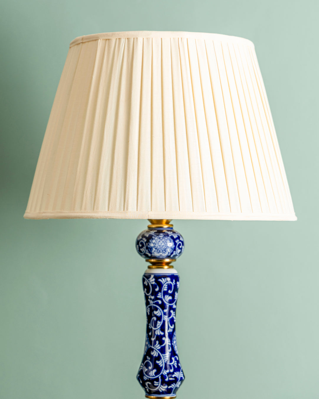 Midnight Vine Column Table Lamp 