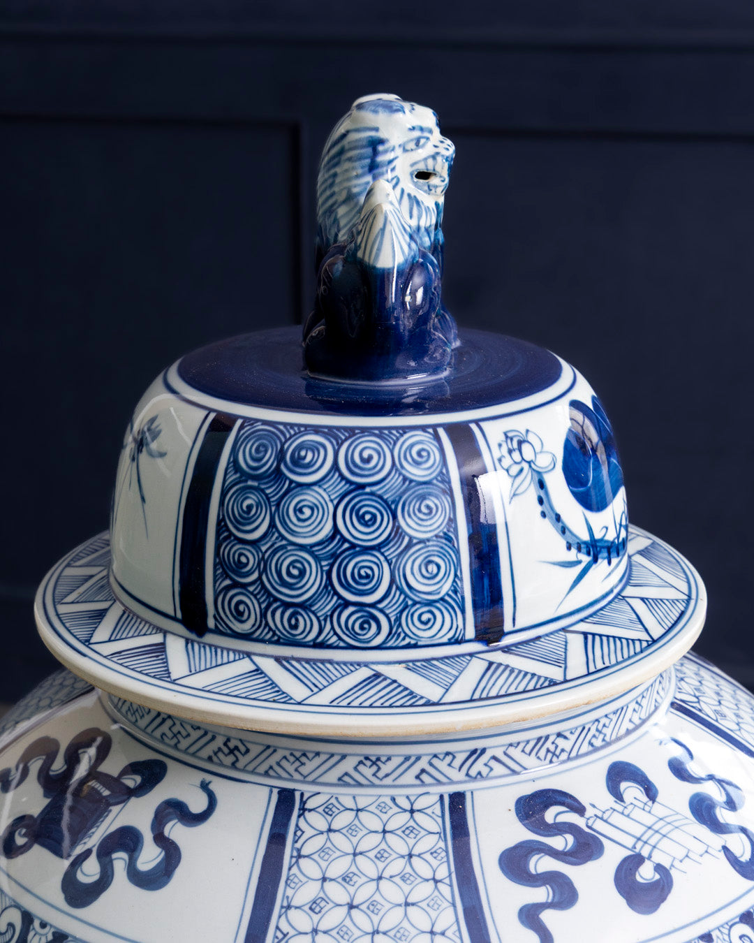 Royal Heritage Landscape Temple Jar with Guardian Lid - 116 CM 