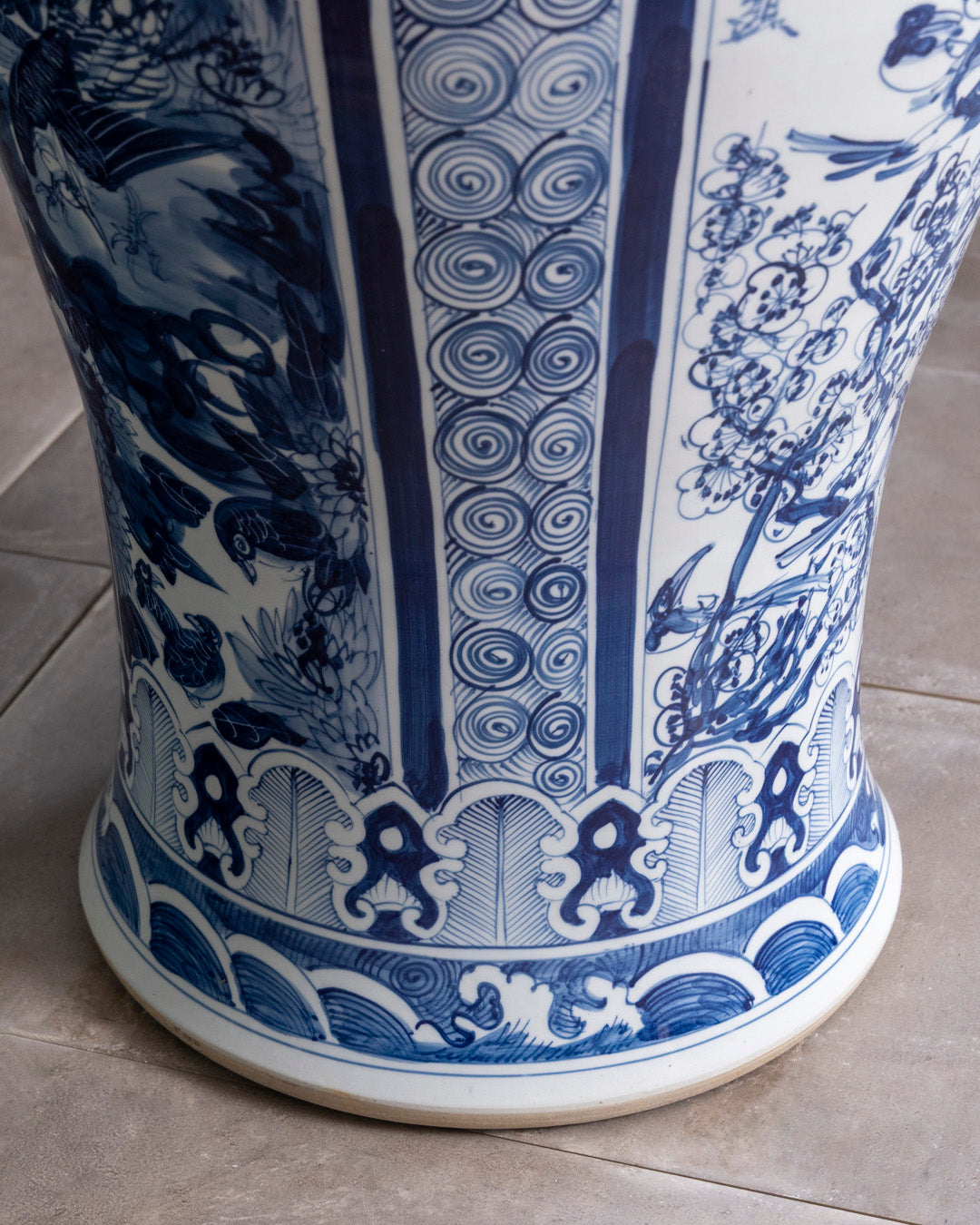 Royal Heritage Landscape Temple Jar with Guardian Lid - 116 CM 