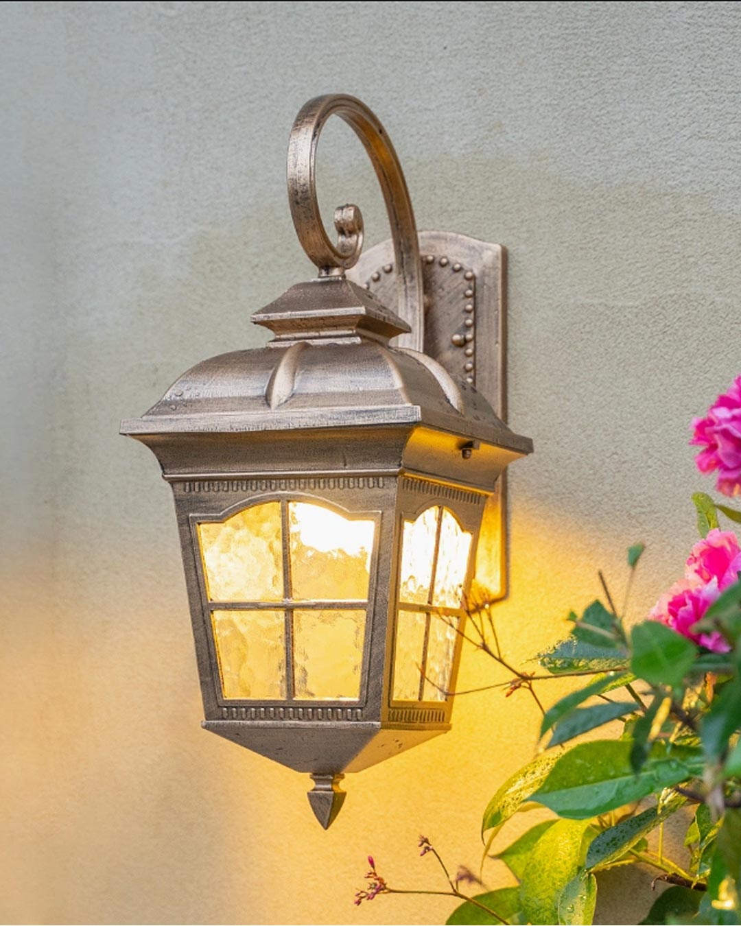 Outdoor Garden Wall Lamp - The Decor Kart 