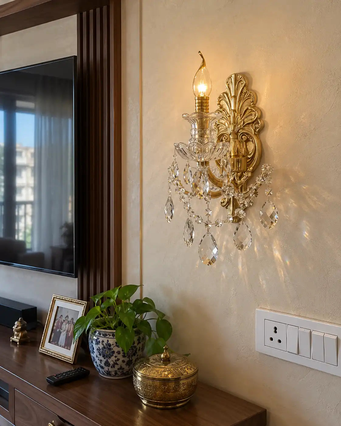Versailles Crystal Single-Arm Wall Sconce