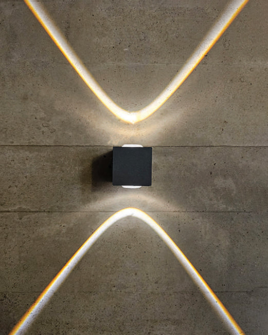 Radiant Arc Outdoor Wall Sconce 