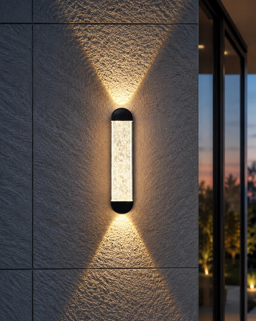 Elara Radiance Outdoor Wall Light - Big 