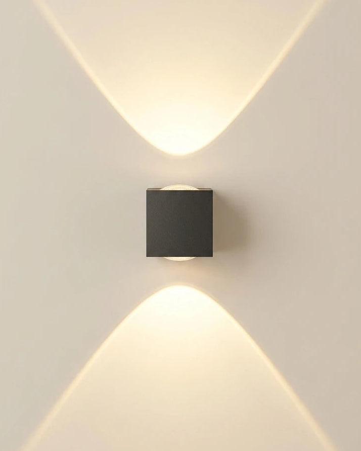 Radiant Arc Outdoor Wall Sconce 