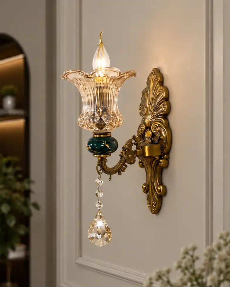 Emerald Crest Single-Arm Wall Sconce