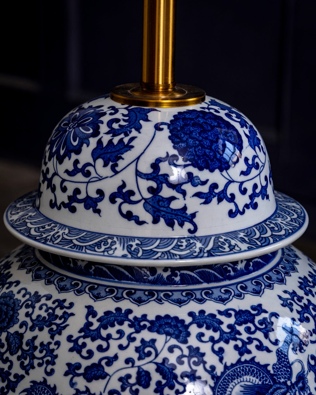 Imperial Dragon Motif Floor Lamp 