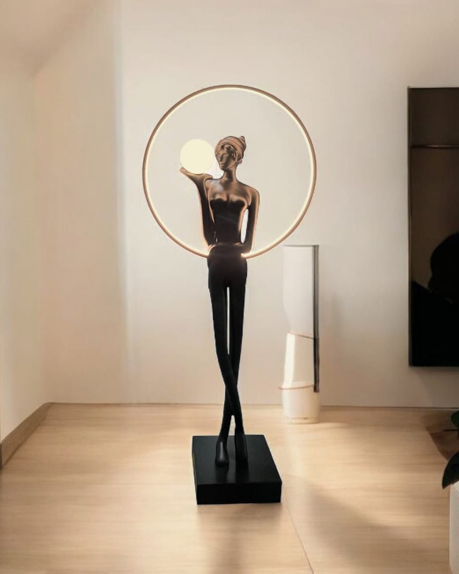 Lady Figurine Floor lamp - Black 