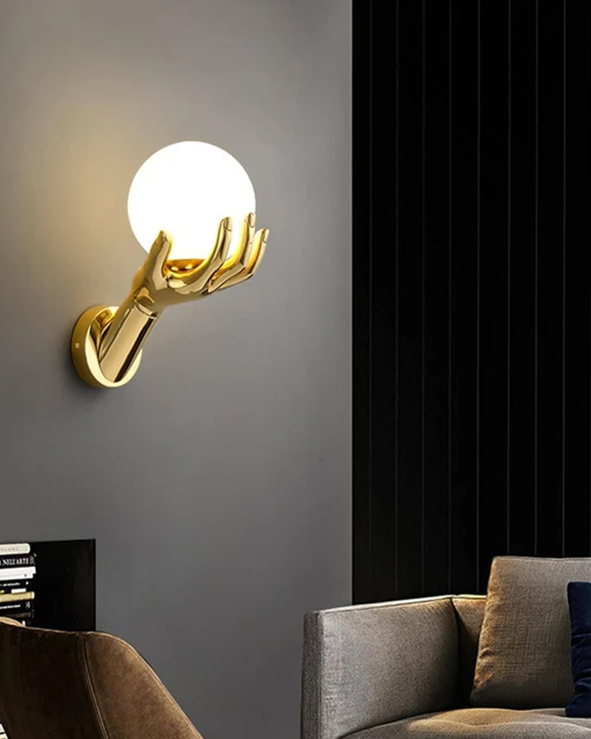 Hand Hold Ball Wall LIght - The Decor Kart